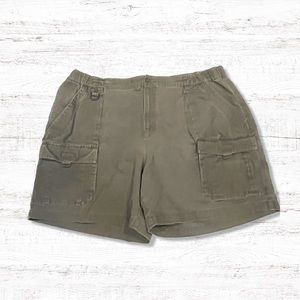 Columbia Cargo Shorts Mens Size XXL Olive Green